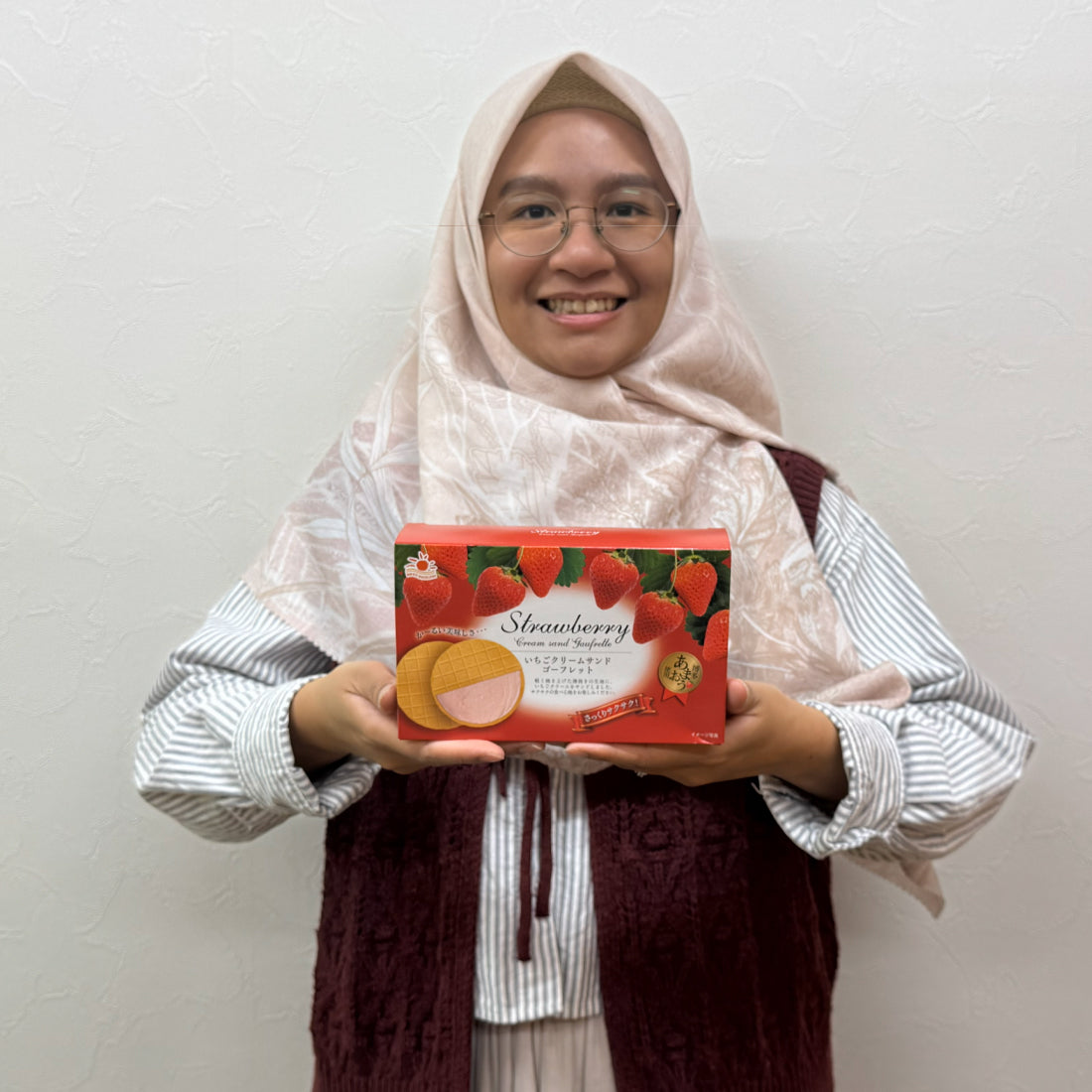 Crispy Cream Wafer (Strawberry)