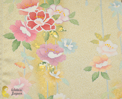 Square: Kimono Hijab — Champagne Botan Tategusa / Kimono Jewel