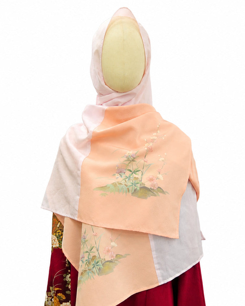 Shawl: Kimono Hijab — Peach Floral / Kimono Jewel